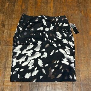 Black Watercolor Print Pencil Skirt